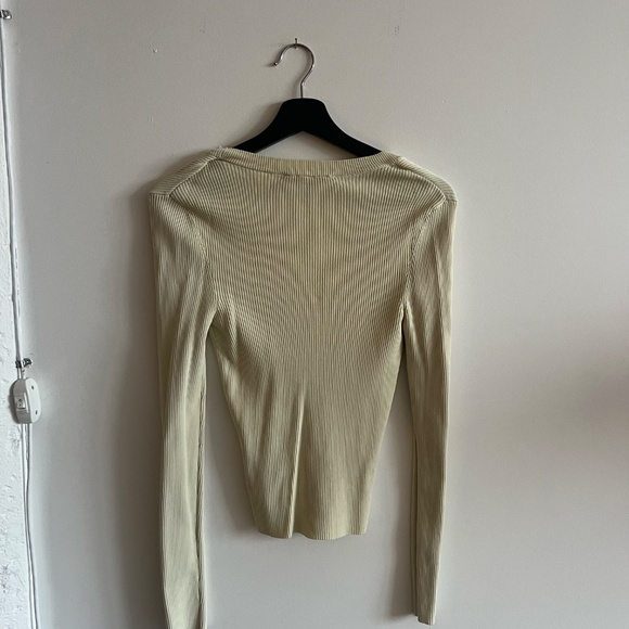 Cream long sleeve ribbed top - Picture 3 of 3